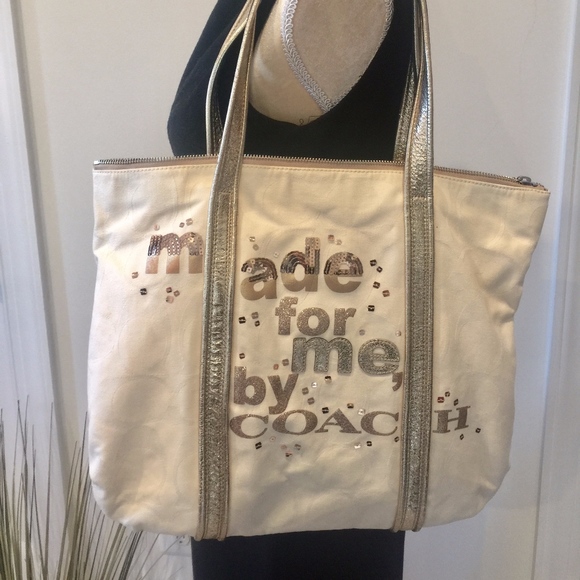 Coach Handbags - Coach Poppy Limited Edition Tote